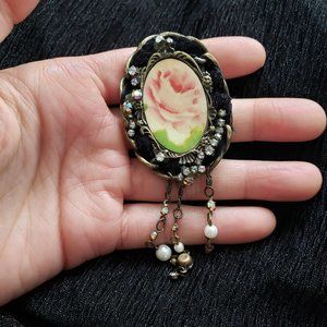 Gothic Oval Rose Chain Ribbon With Dangling Pearl and Rhinestone Pin Bro…